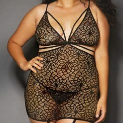 Romance Boutique Secrets Killer Curves Collection PLUS SIZE STRAPPY EMBROIDERED LACE CHEMISE SET