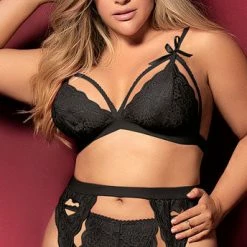Romance Boutique Secrets Lingerie PLUS SIZE LACY ROMANCE BRA SET